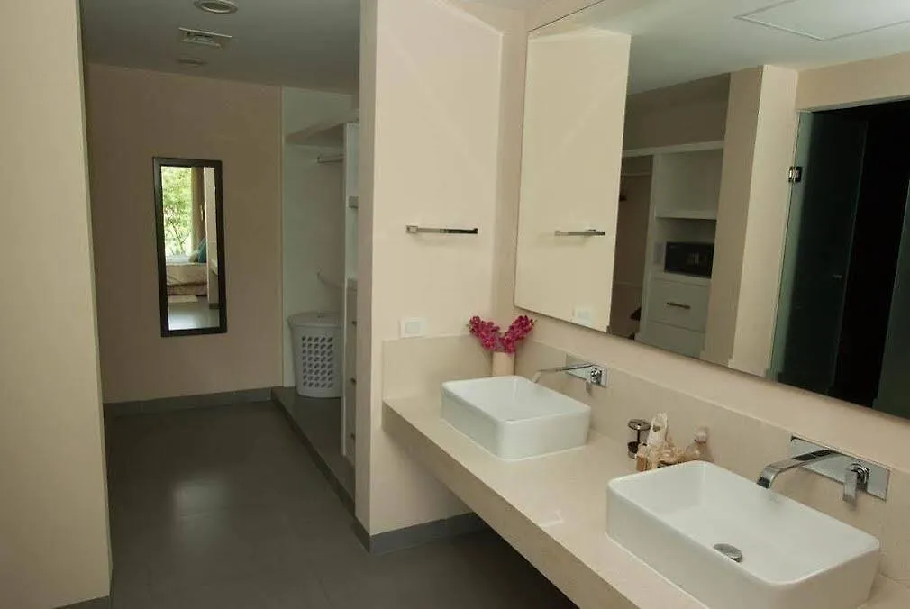 Nick Price By Teamoplaya Hotel Lafitte