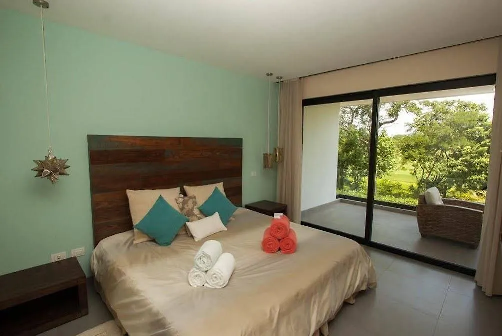 Nick Price By Teamoplaya Hotel Lafitte