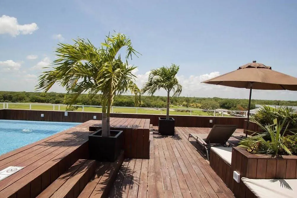 Nick Price By Teamoplaya Hotel Lafitte